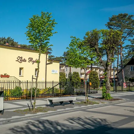 Zlota Rybka Natura Tour منتزه العطل دجيفنوفيك